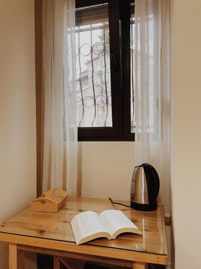 At Pikotiko'S - Korca City Rooms For Rent Exterior foto