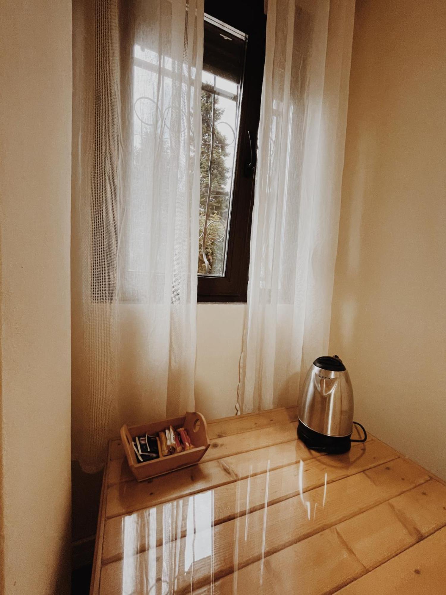 At Pikotiko'S - Korca City Rooms For Rent Exterior foto